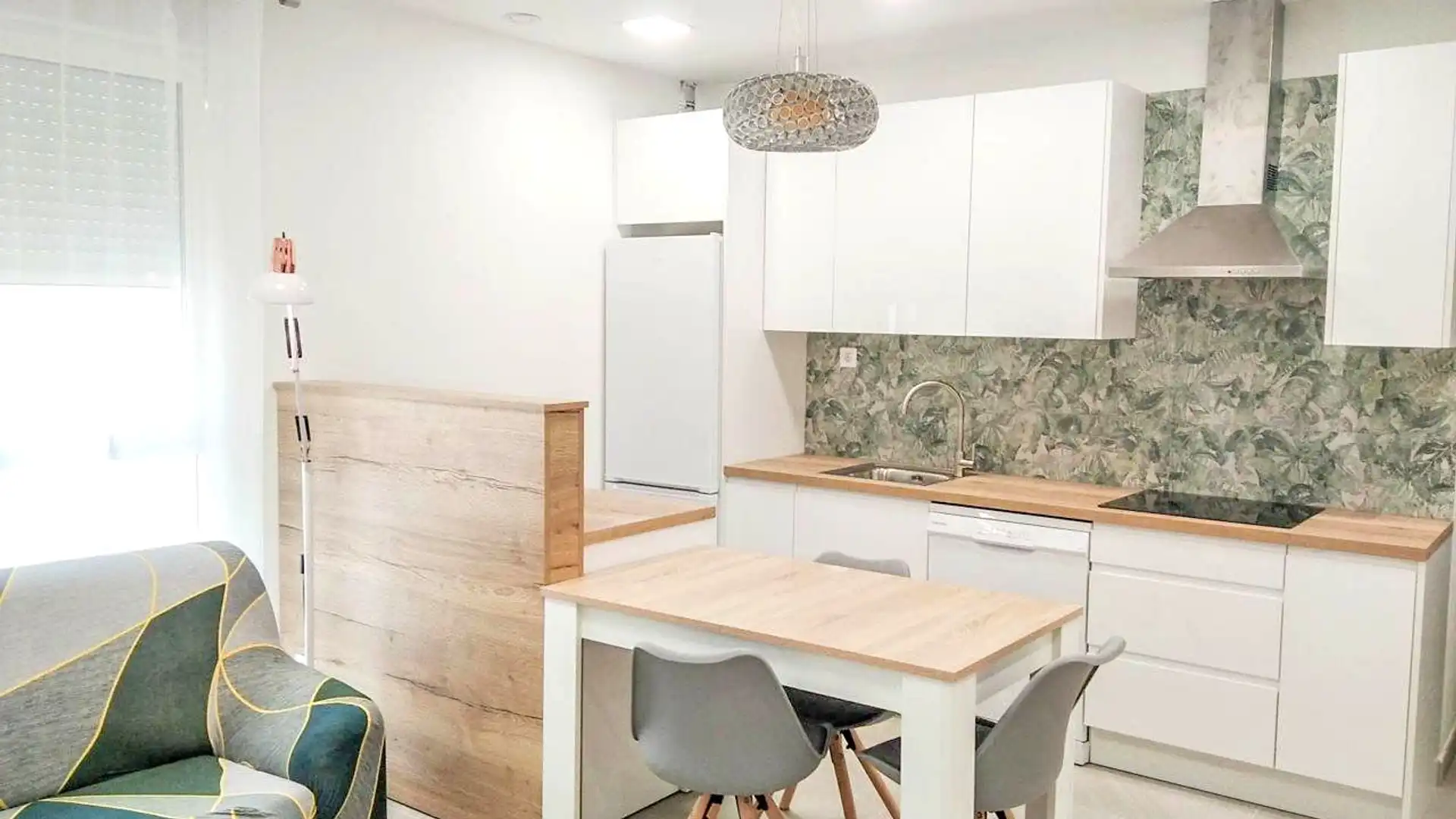 Kitchen of Flat for sale in  Logroño  with Heating and Furnished