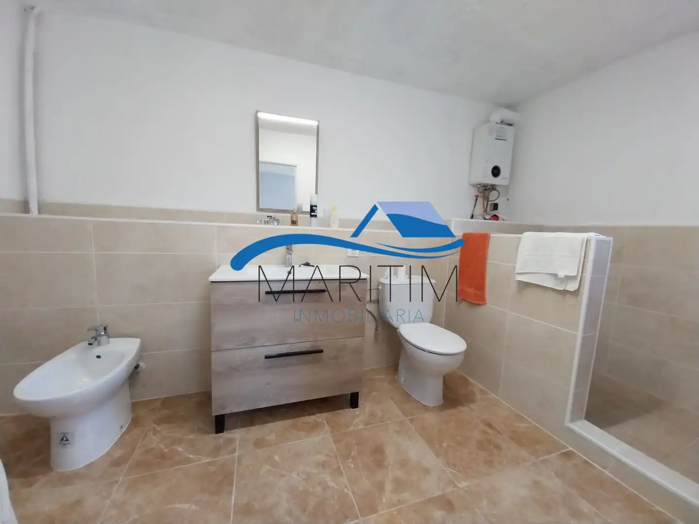 Bany de Casa o xalet en venda en Lloret de Mar amb Calefacció, Terrassa i Traster