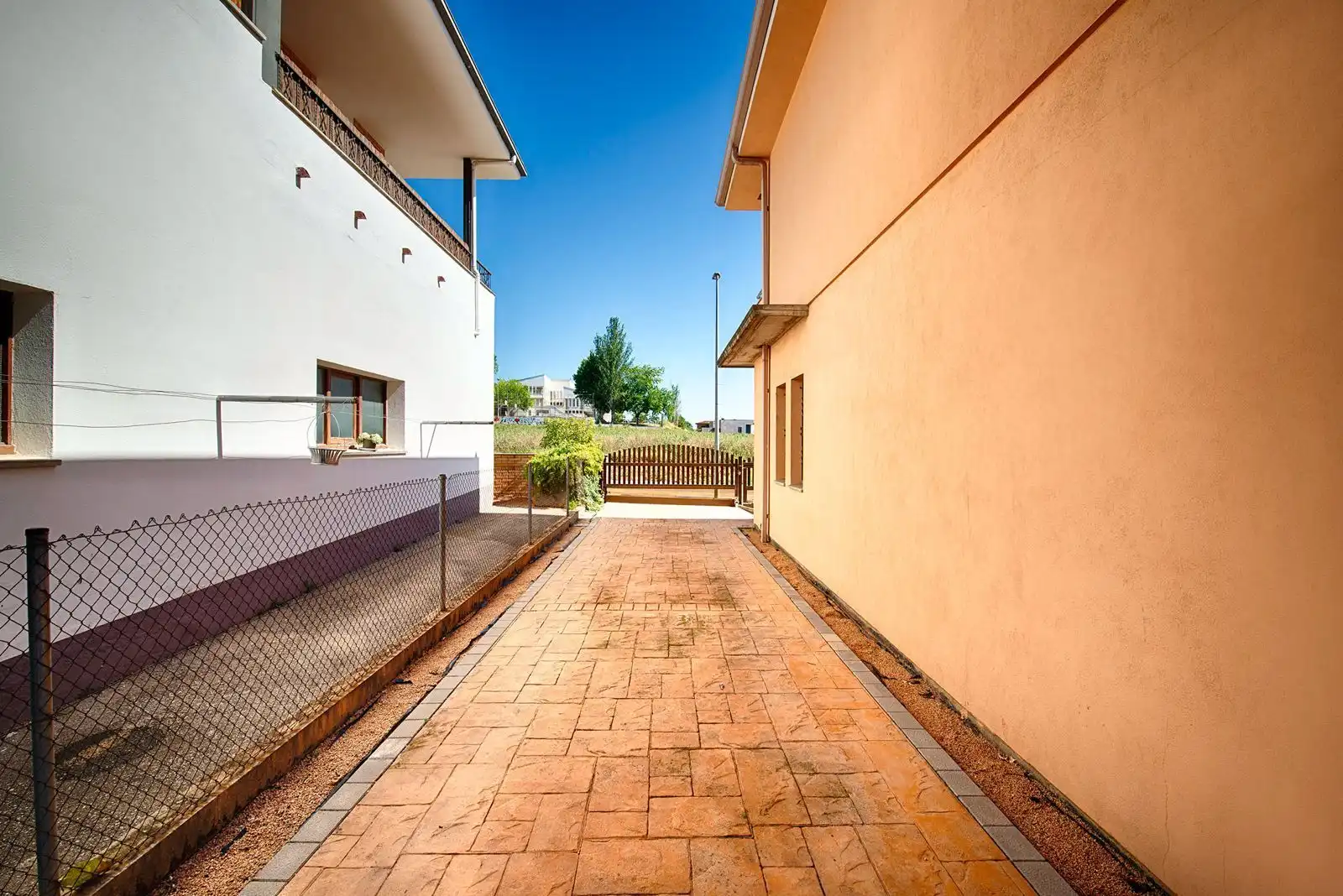 Casa con giardino in vendita a Porqueres, imagen 40