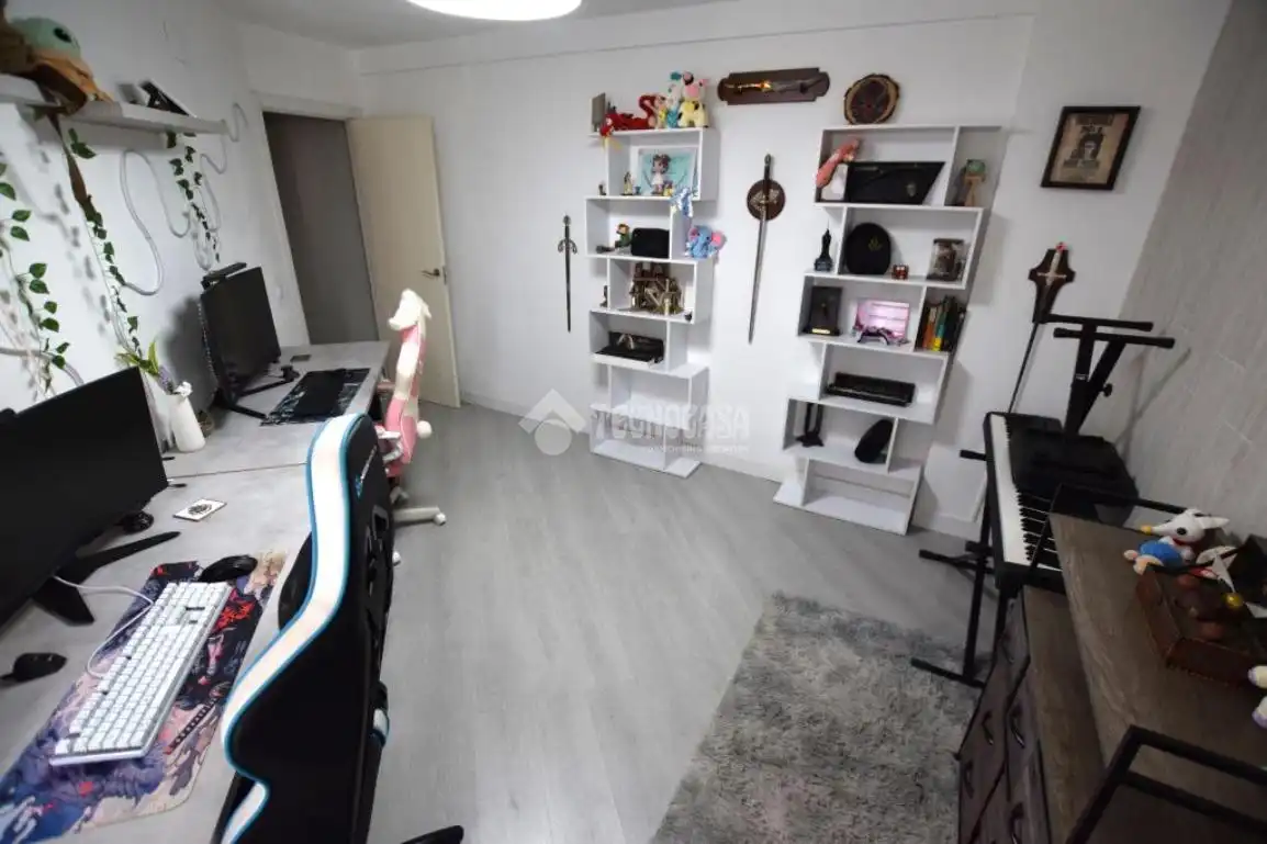 Habitación de Piso en venta en Fuenlabrada con Aire acondicionado, Calefacción y Trastero