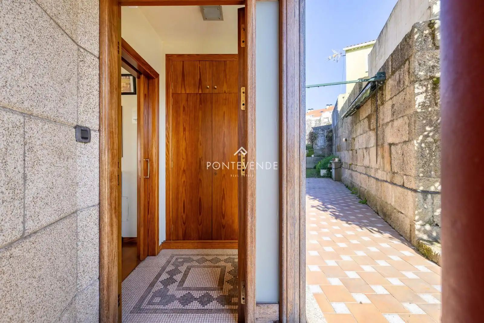 Detached homes for sale in Raposa, 17, Bouzas