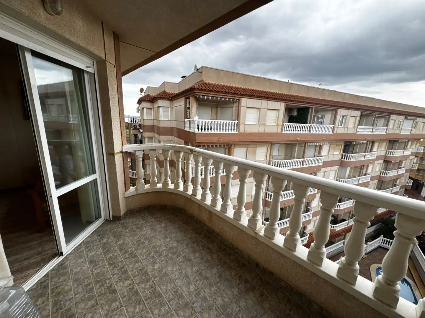 Terrasse von Dachboden zum Verkauf in Torrevieja mit Klimaanlage, Terrasse und Möbliert