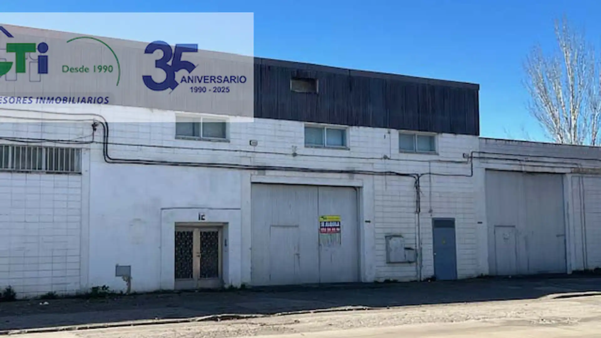 Außenansicht von Fabrikhallen zum Verkauf in Utebo