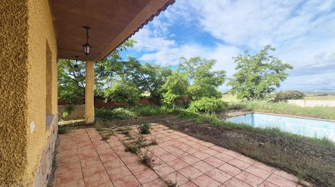 CASA VENTA MIRANDA DE AZÁN. Urbis te ofrece una vivienda unifamiliar aislada en venta en Miranda de Azán, Salamanca.