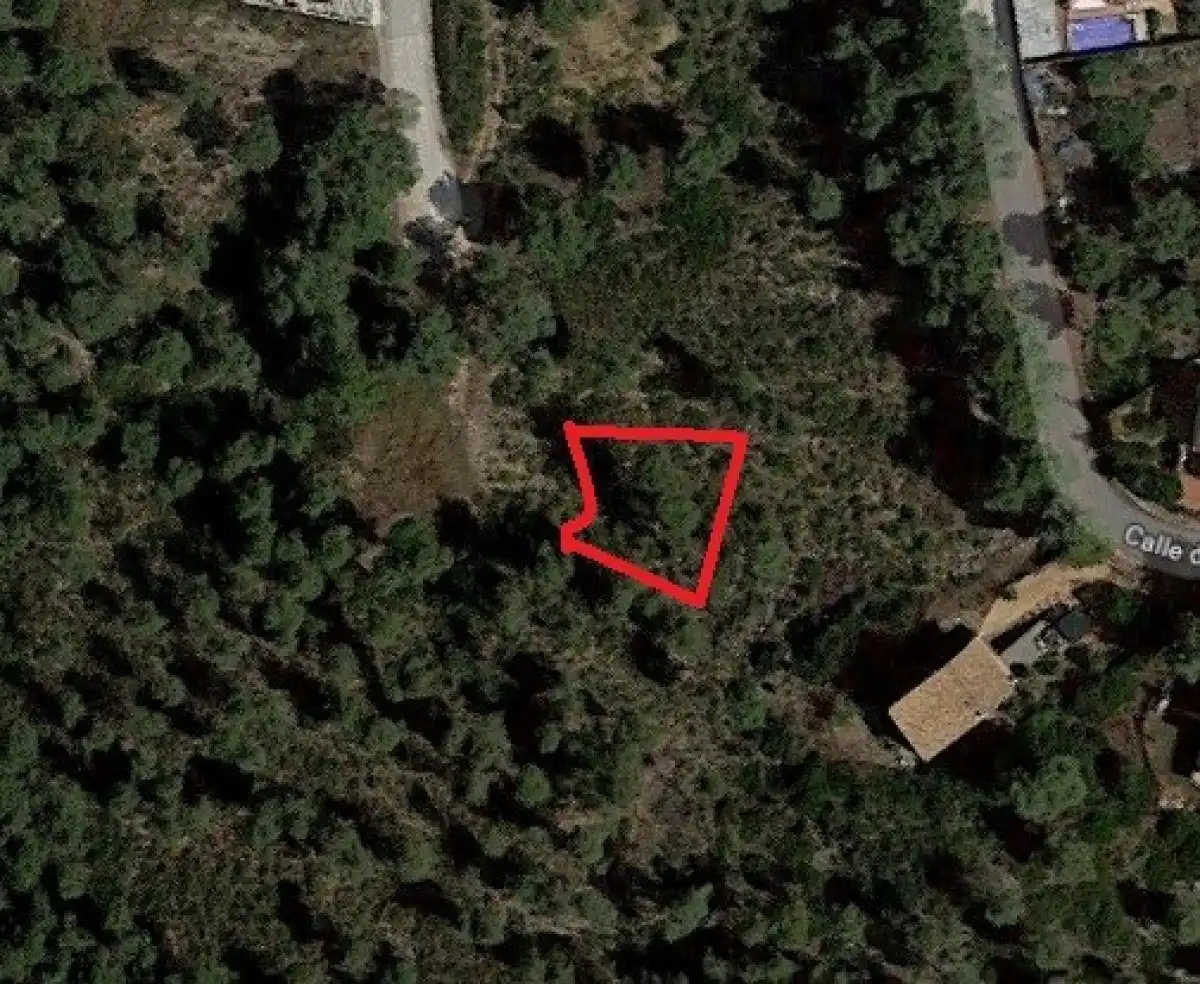 Terreny residencial en venda a Calle TEROL