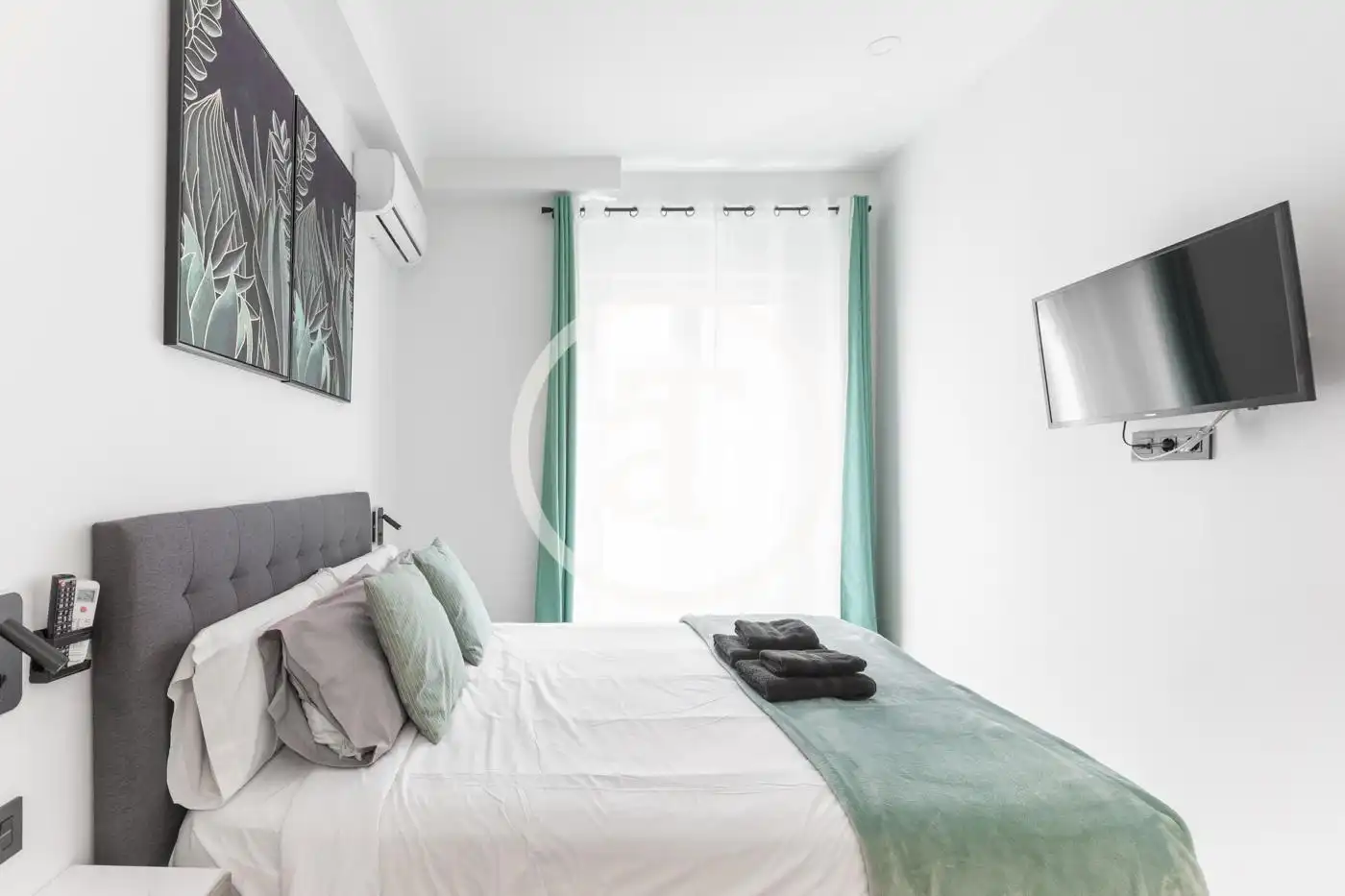 Study for rent in Calle de Barbieri, Justicia - Chueca