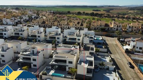 Villa con piscina privada, en la provincia de Alicante, en la localidad de Algorfa. 3 habitaciones | 205 m² | A 17,7 kilómetros de, imagen 3