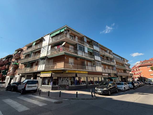 Piso en Venta en Calle Villastar en Villaverde Alto