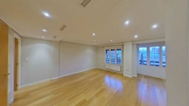 Piso en Alquiler en Universidad San Francisco