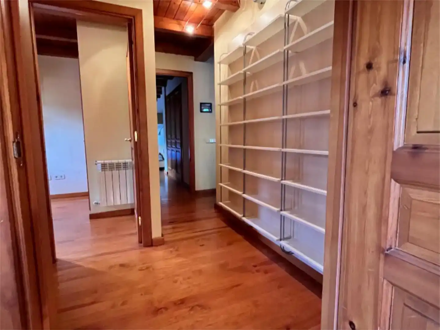 Piso de alquiler en Naut Aran con Parquet, Trastero y Amueblado