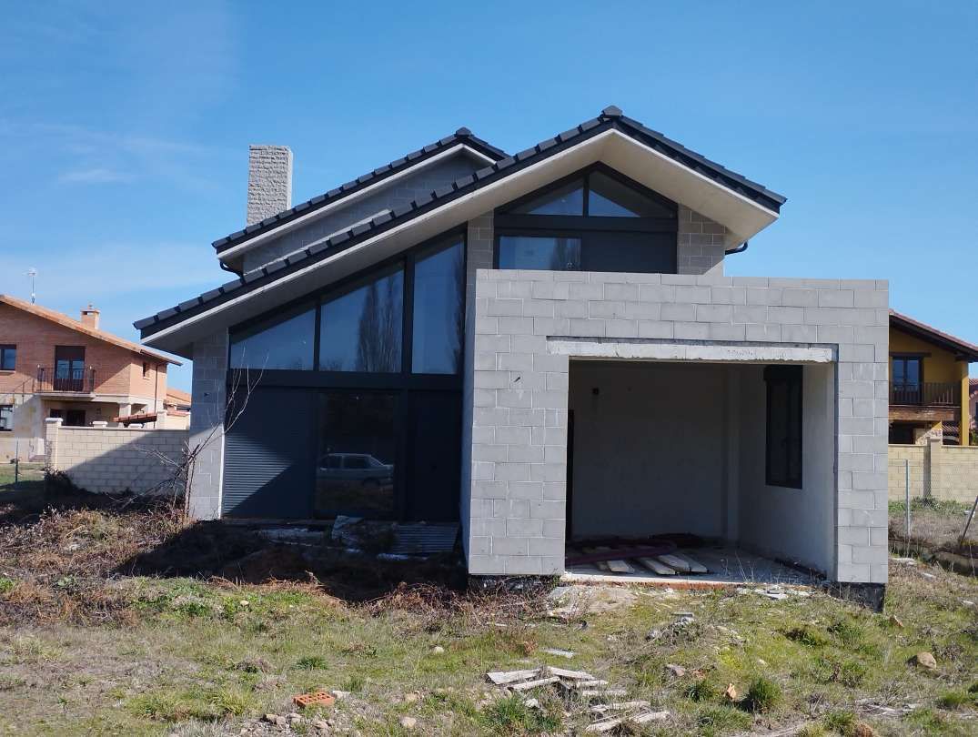 Exterior view of House or chalet for sale in Medina de Pomar  with Heating and Private garden