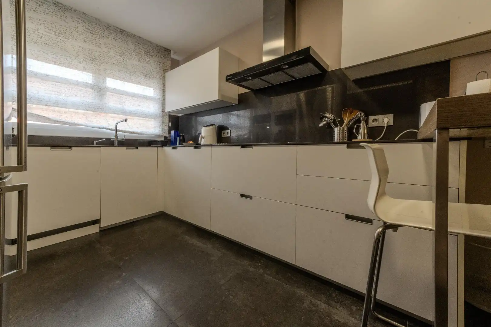 Cuina de Casa o xalet en venda en Castellar del Vallès amb Aire condicionat, Calefacció i Jardí privat