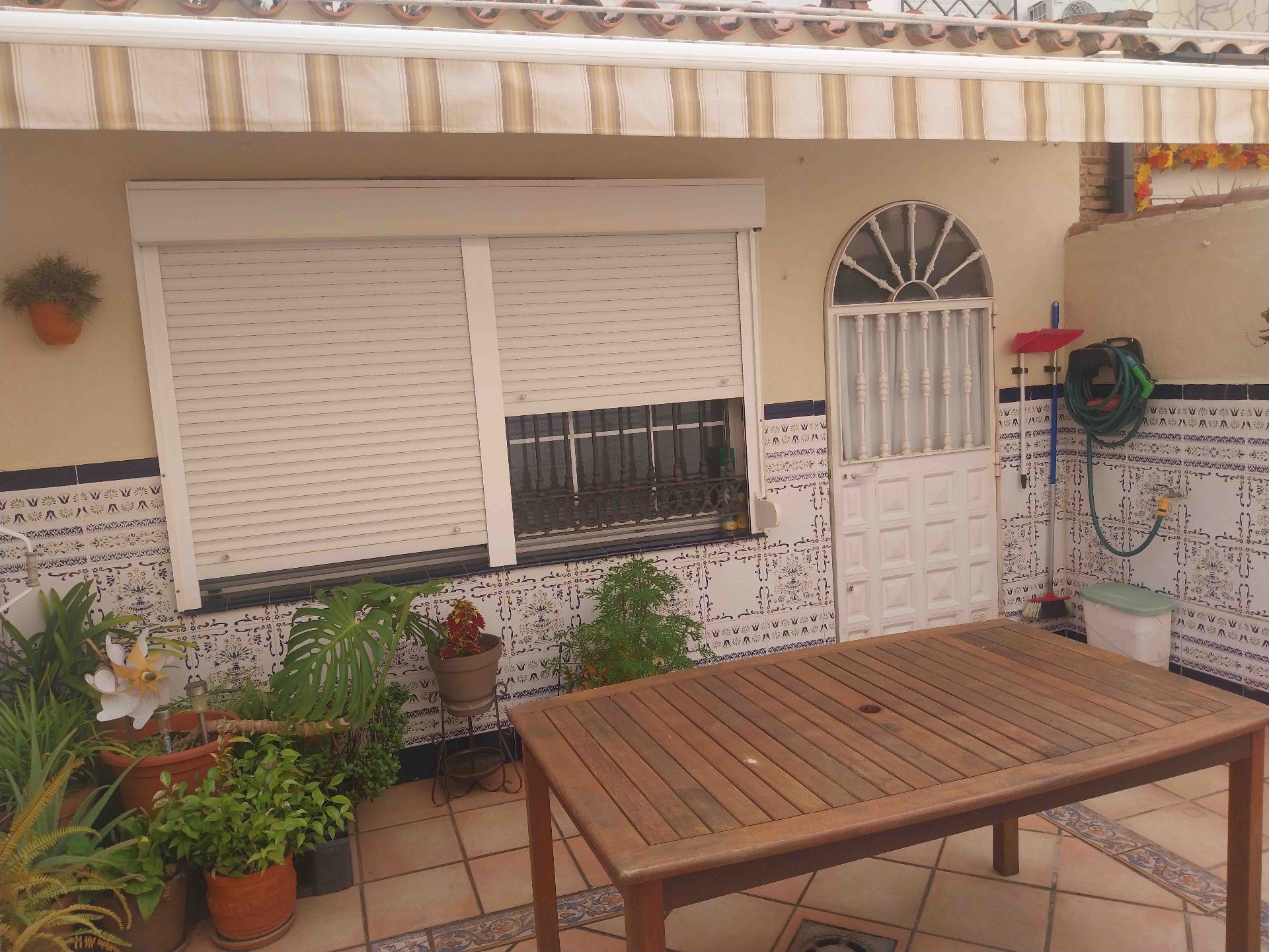 Terrace of Single-family semi-detached for sale in Algeciras