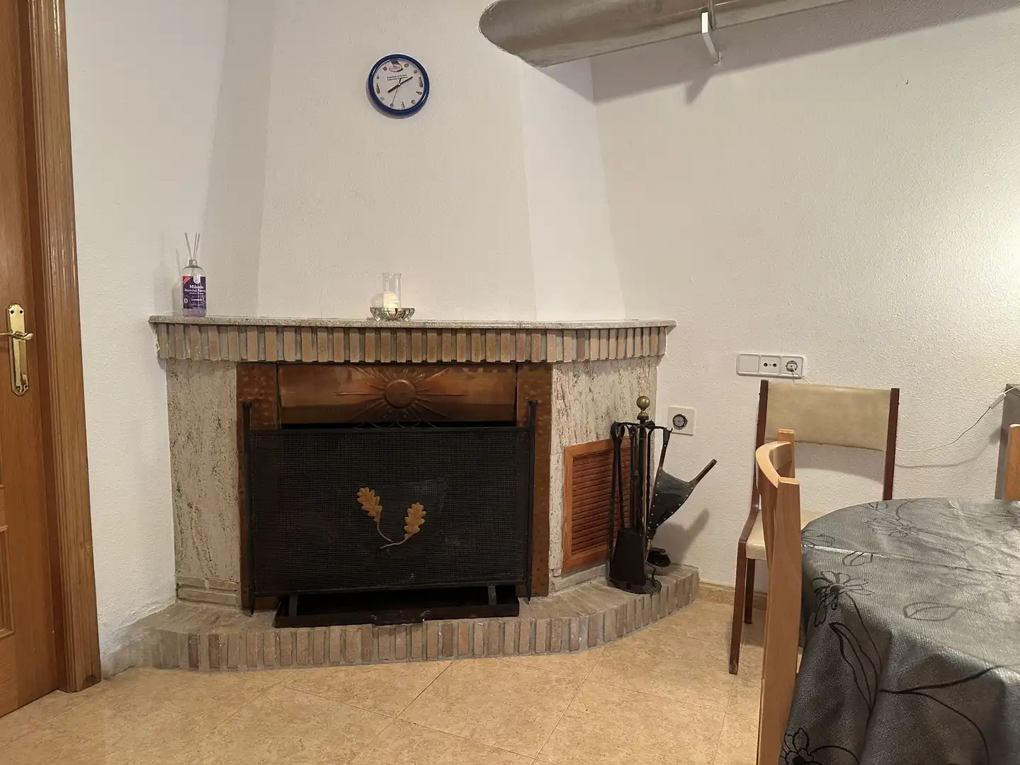 Sala de estar de Casa adosada en venta en Albaida con Aire acondicionado y Amueblado