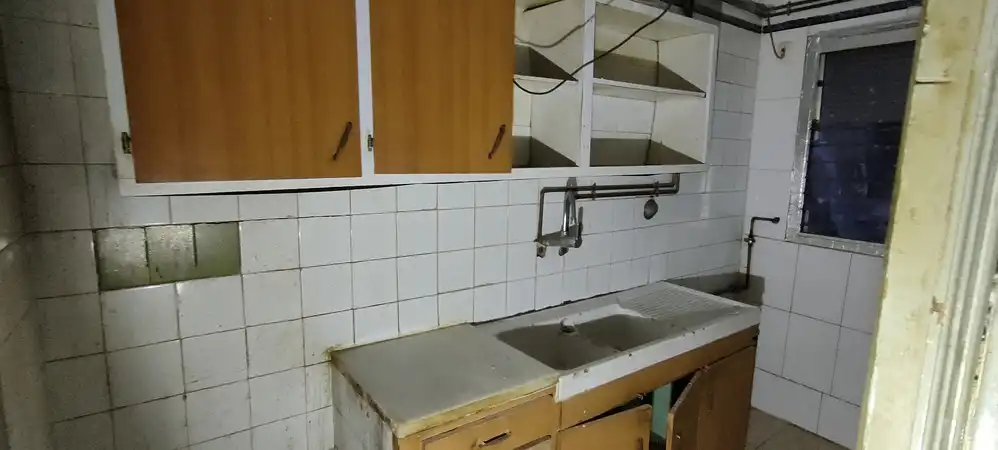 Kitchen of Flat for sale in Badalona