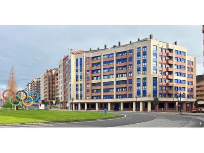 Exterior view of Flat for sale in Oviedo 