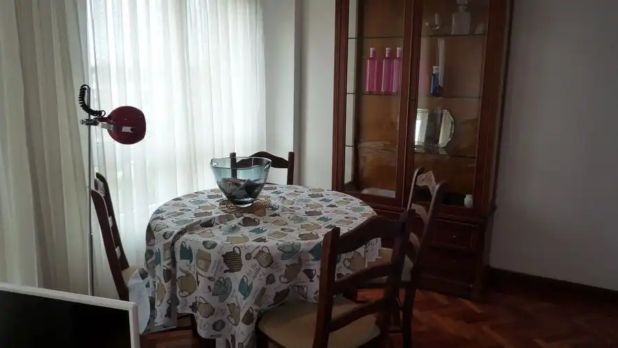 Comedor de Piso en venta en Santander con Calefacción, Trastero y Amueblado