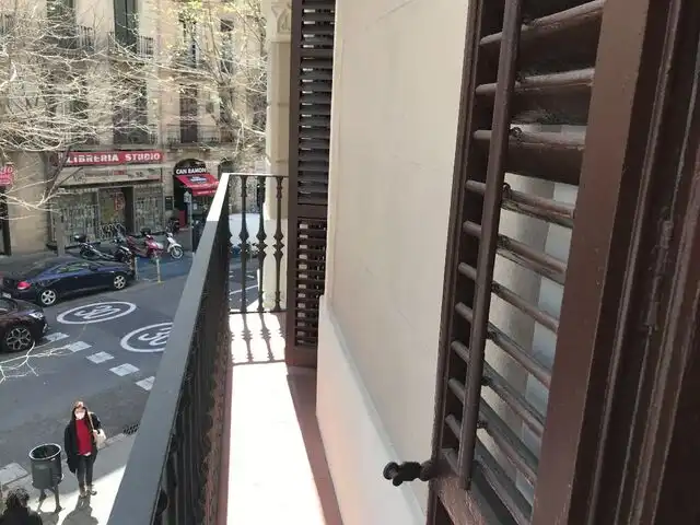 Pis amb terrassa en venda a Carrer d'Alí Bei 58, imagen 3