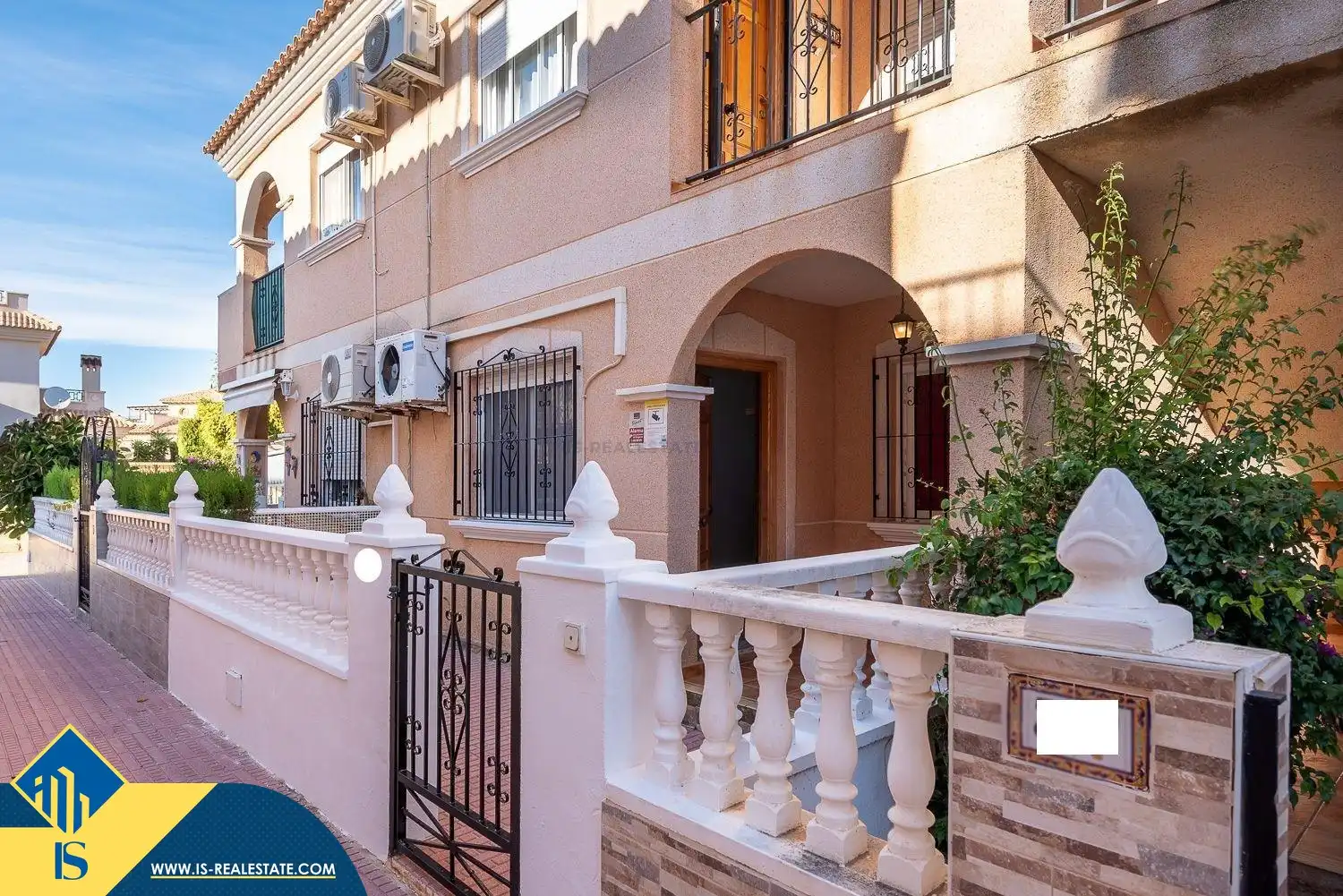 Vista exterior de Casa o chalet en venta en Orihuela con Terraza y Amueblado