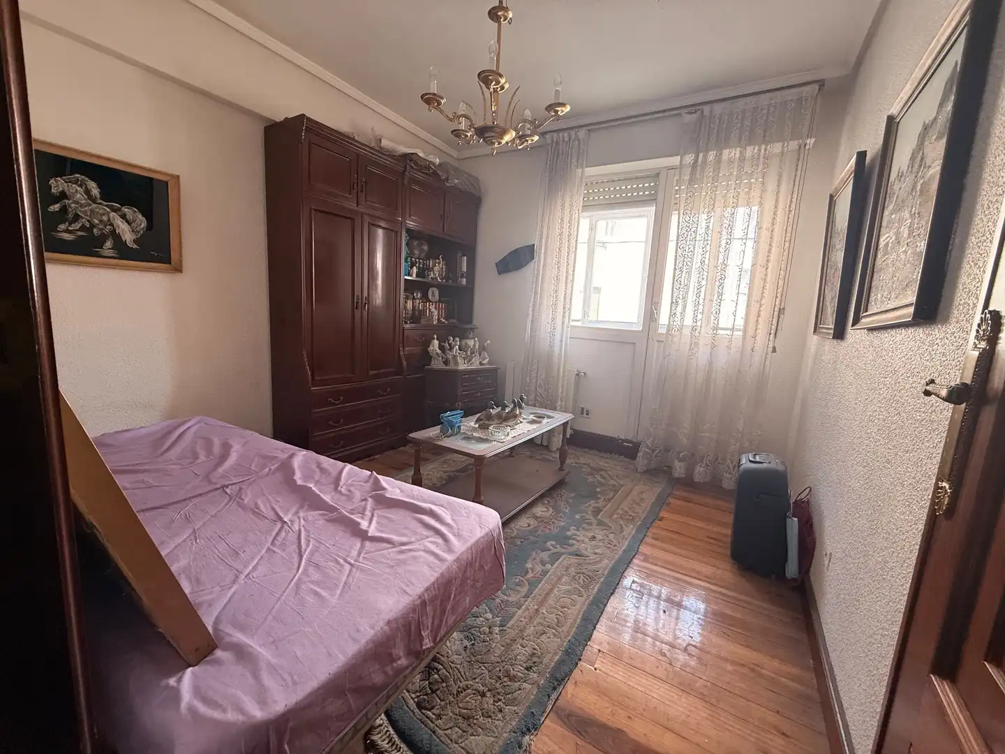 Schlafzimmer von Wohnung zum Verkauf in Barakaldo  mit Heizung, Abstellraum und Balkon