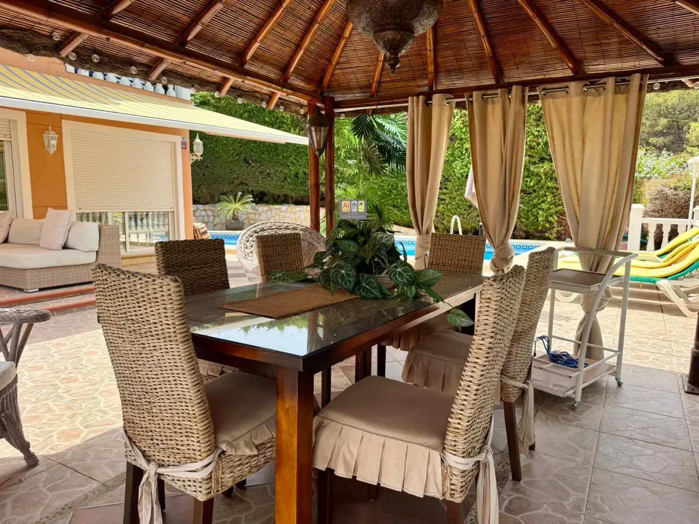 Terrassa de Casa o xalet en venda en La Nucia amb Aire condicionat, Calefacció i Jardí privat