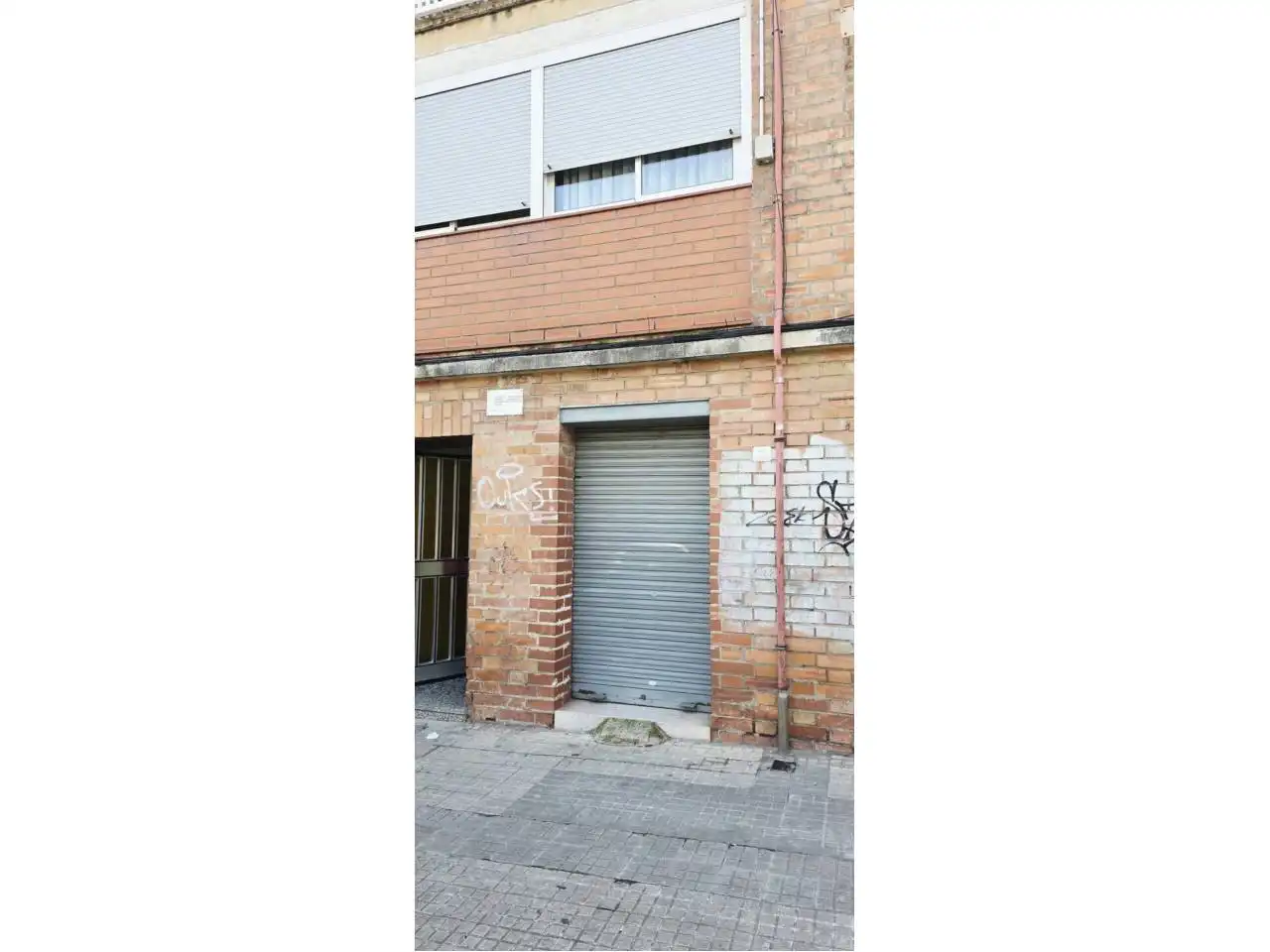 Vista exterior de Piso en venta en Terrassa con Calefacción y Trastero