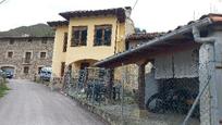 Exterior view of House or chalet for sale in Cabezón de Liébana