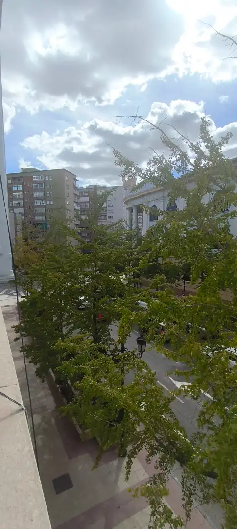 Vista exterior de Pis en venda en Zaragoza amb Calefacció, Traster i Moblat
