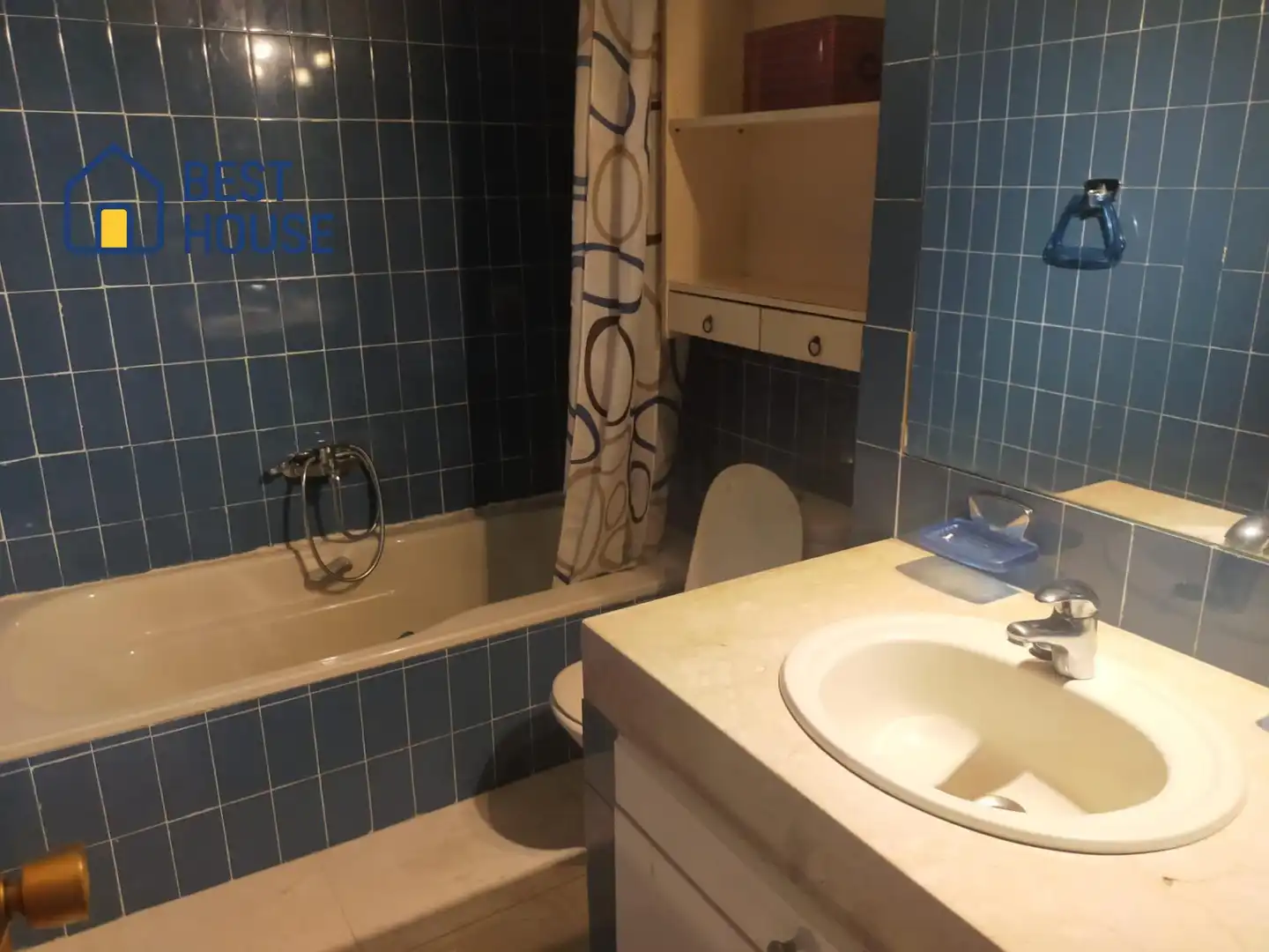 Baño de Piso en venta en León Capital  con Calefacción, Terraza y Trastero