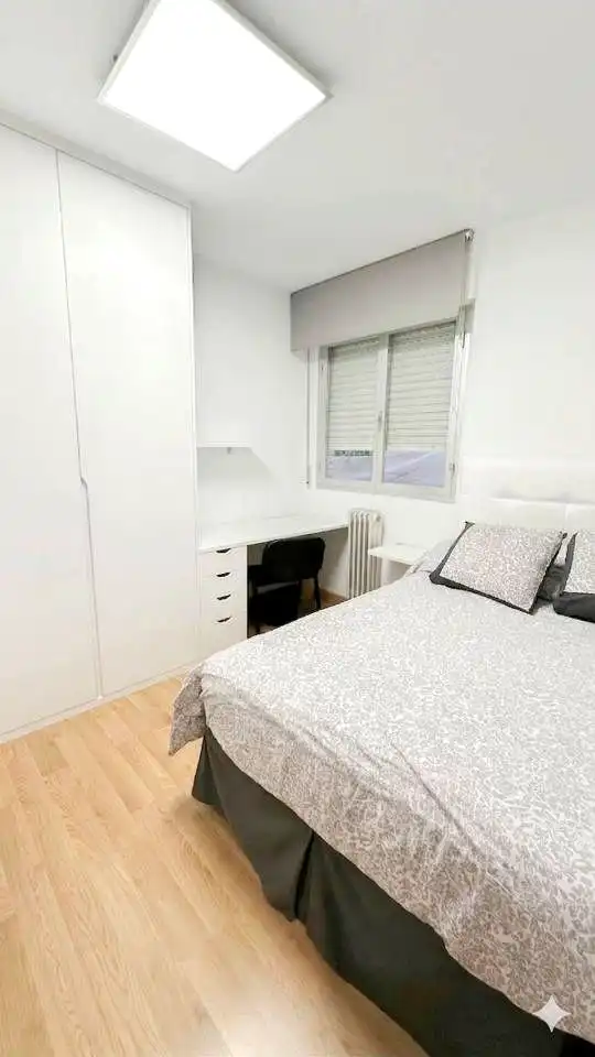 Dormitori de Pis en venda en  Logroño amb Calefacció, Traster i Moblat