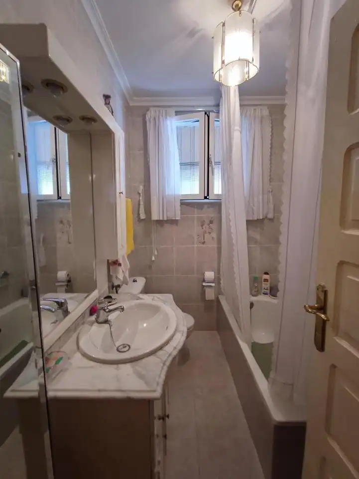 Bathroom of Houses for sale in Castro Caldelas  with Private garden and Terrace