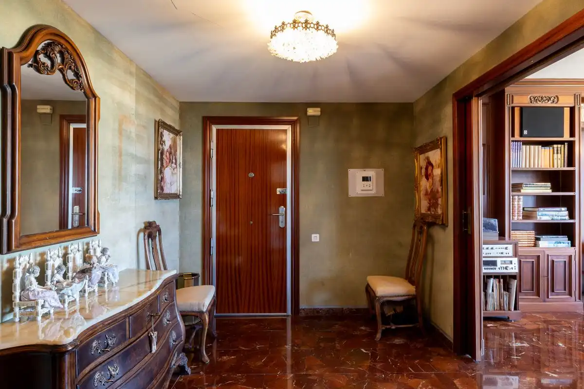 Flat with lift for sale in Pg. de les Germanies, imagen 9