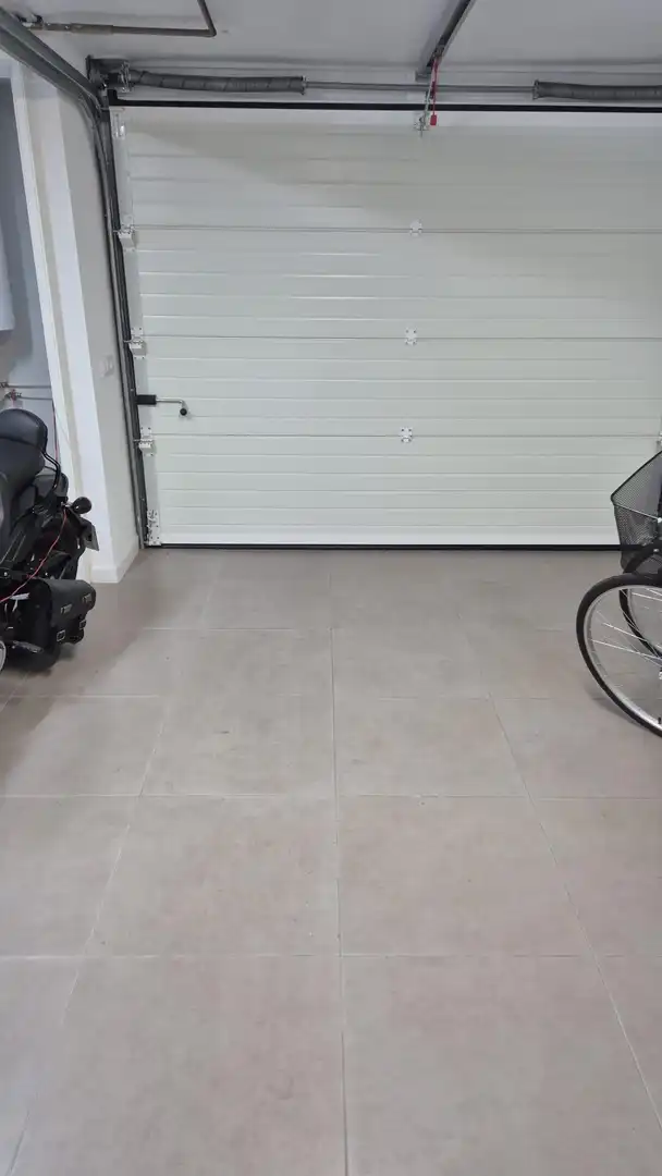 Parking de Casa adosada de alquiler en Murcia con Calefacción, Jardín privado y Terraza