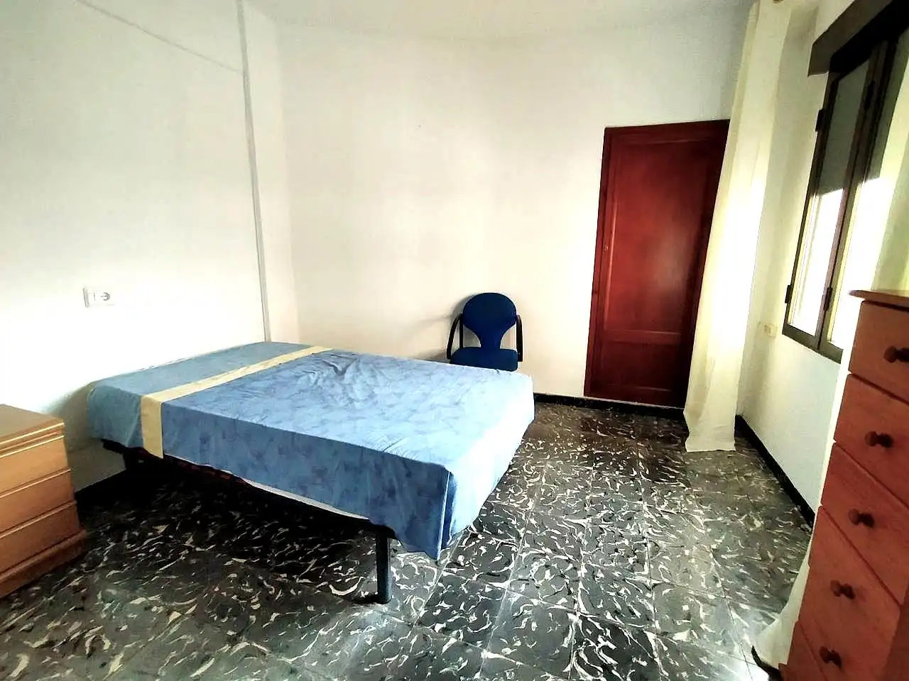 Piso en venta en De Pego, Oliva pueblo