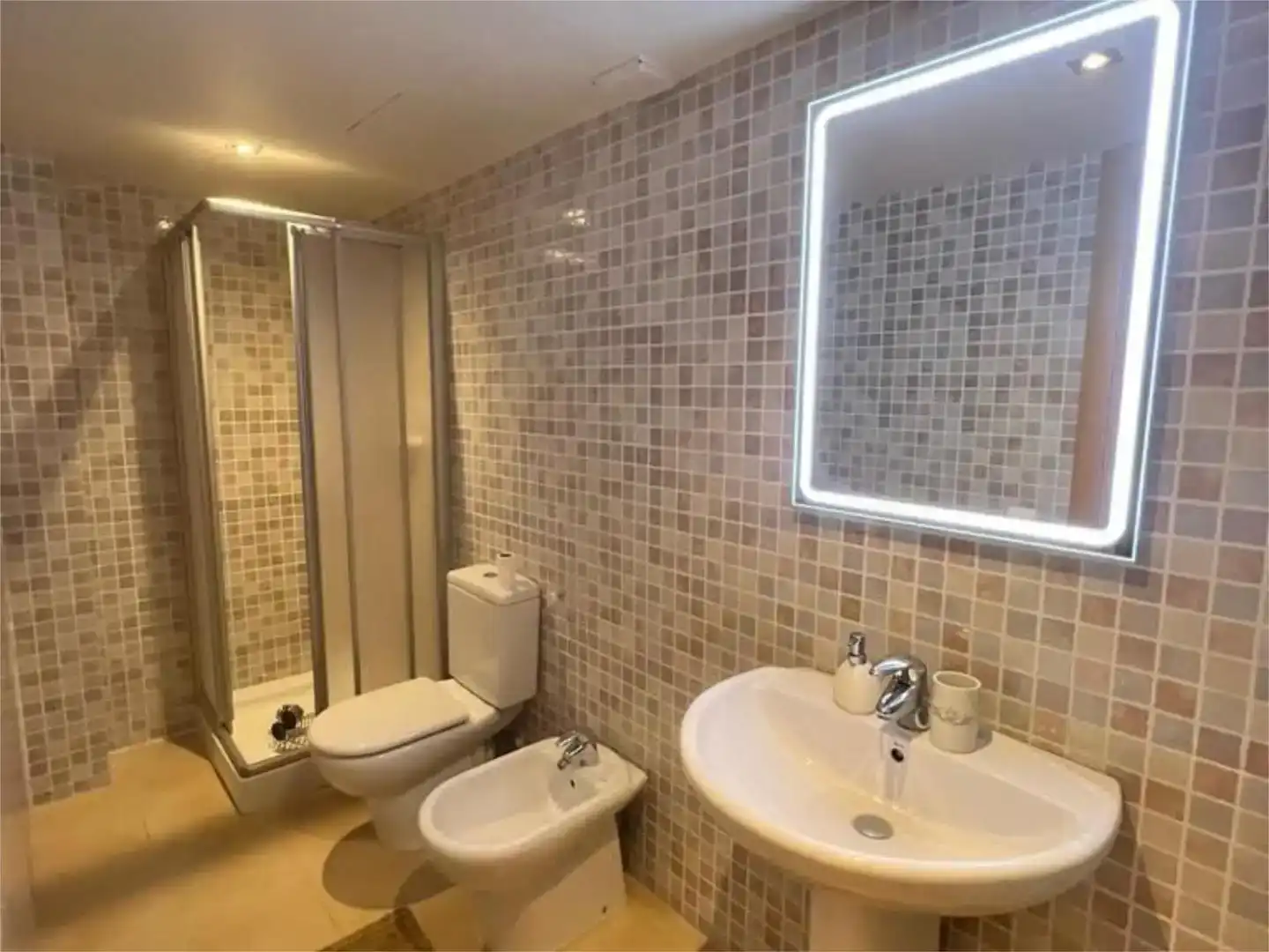 Bathroom of Flat for rent in Alella  with Air Conditioner