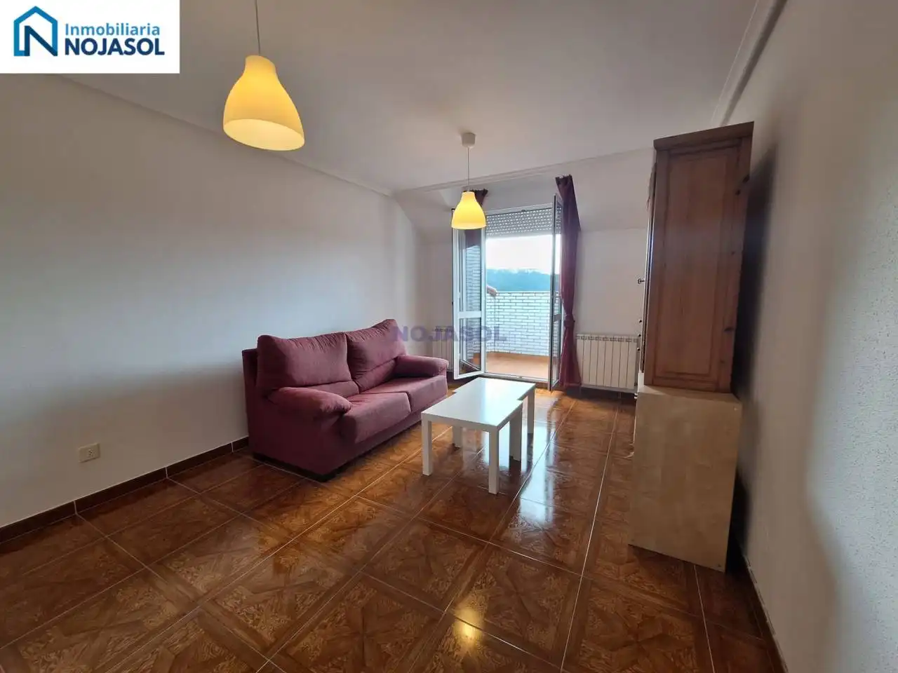 Sala de estar de Apartamento en venta en Meruelo con Calefacción, Terraza y Amueblado