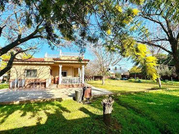 Casa amb piscina en venda a Periurbano Oeste - Sierra
