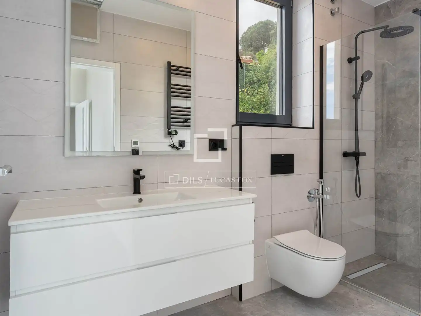 Bathroom of Houses for sale in Lloret de Mar  with Air Conditioner, Heating and Private garden