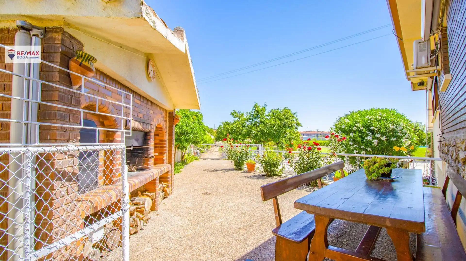 Jardí de Casa o xalet en venda en Oyón-Oion amb Aire condicionat, Jardí privat i Parquet