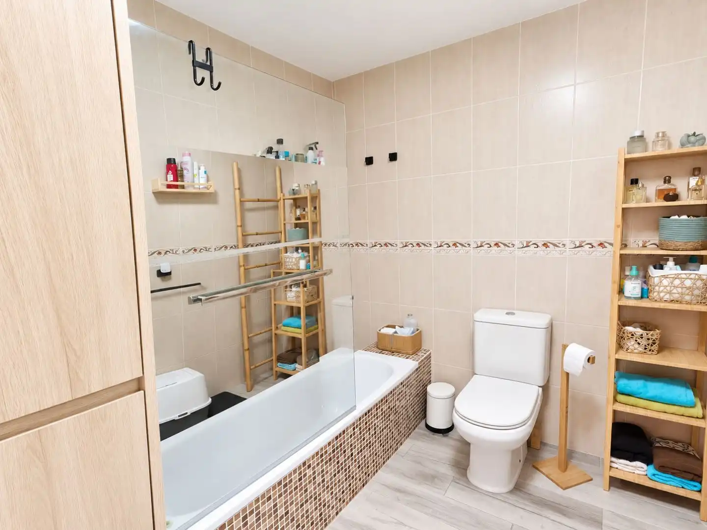 Baño de Casa adosada en venta en Almuñécar con Aire acondicionado, Terraza y Balcón