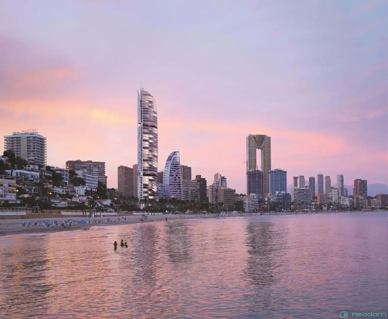 Vista exterior de Pis en venda en Benidorm amb Jacuzzi