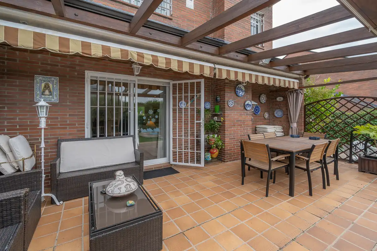Terrace of Houses for sale in Torrelodones  with Air Conditioner, Heating and Private garden