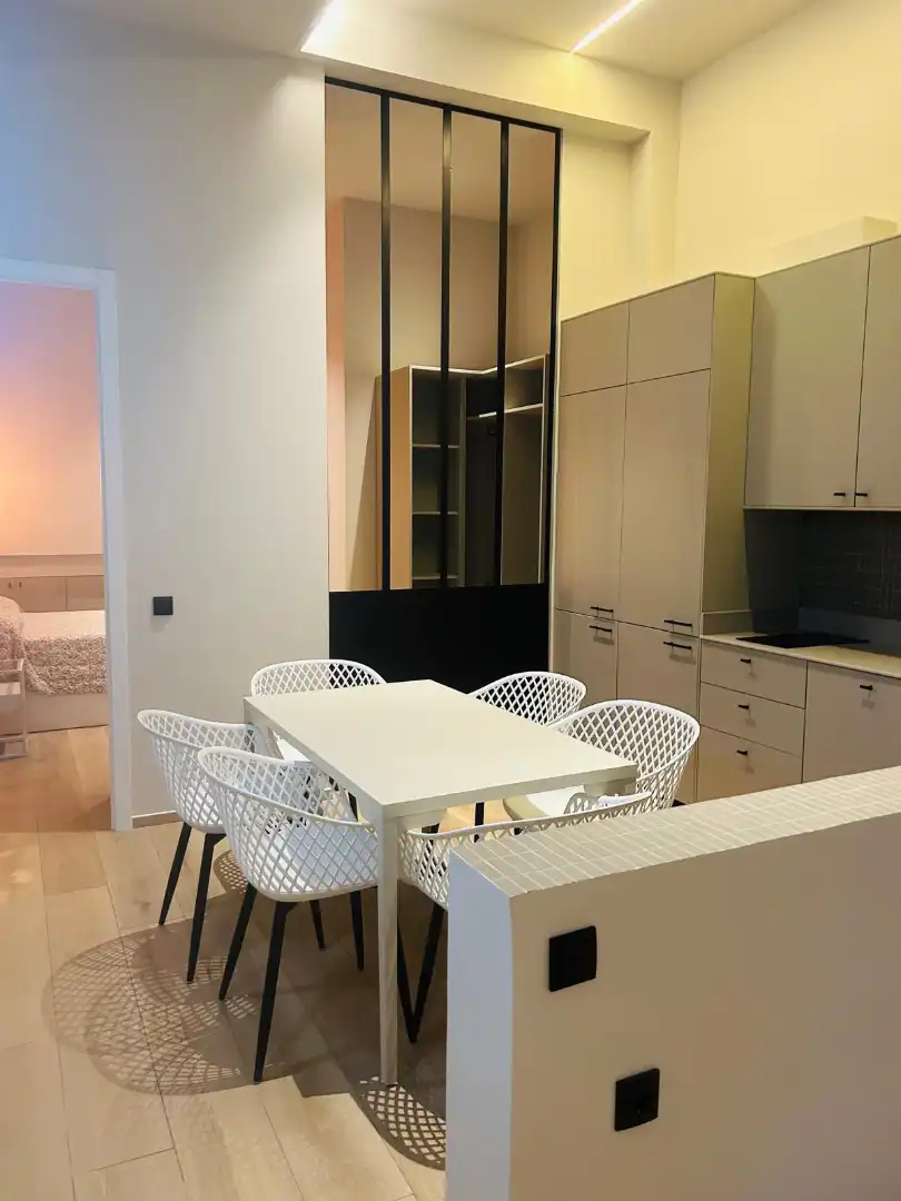 Comedor de Apartamento de alquiler en Madrid con Aire acondicionado, Calefacción y Amueblado