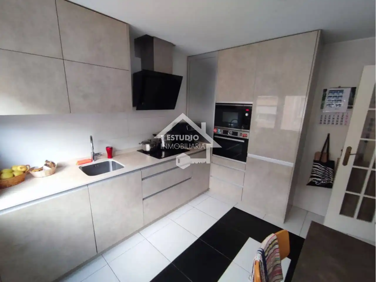 House for sale in Calle Matute, imagen 3