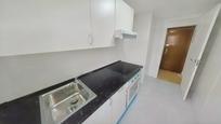 Kitchen of Flat to rent in  Madrid Capital  with Oven and Pets allowed