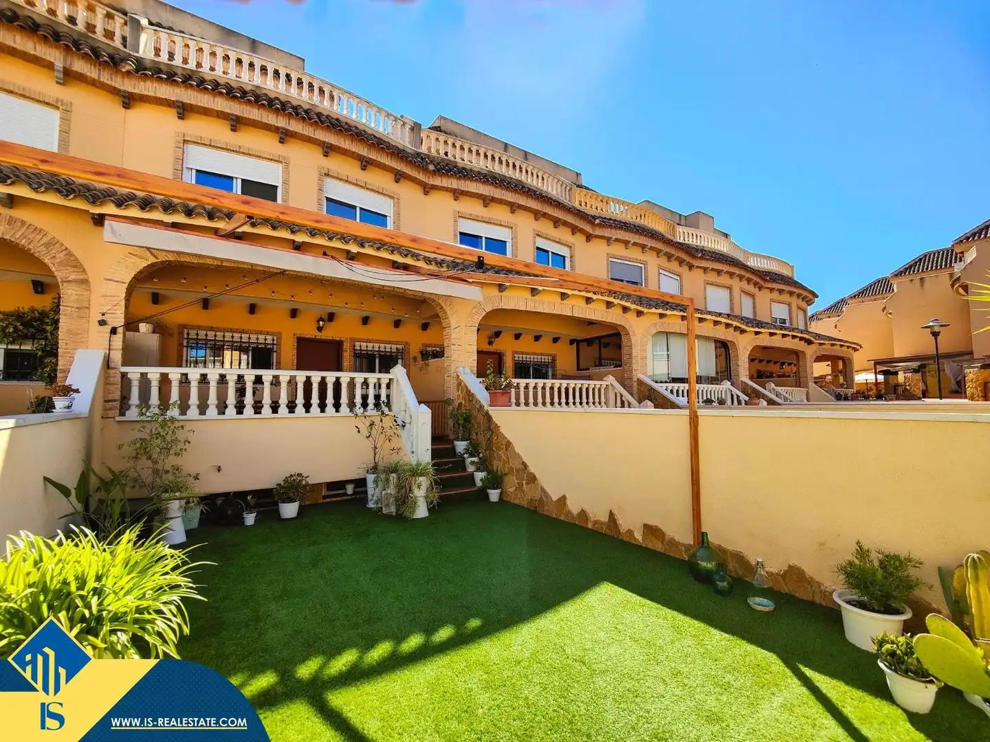 Casa con piscina in vendita a El Edén