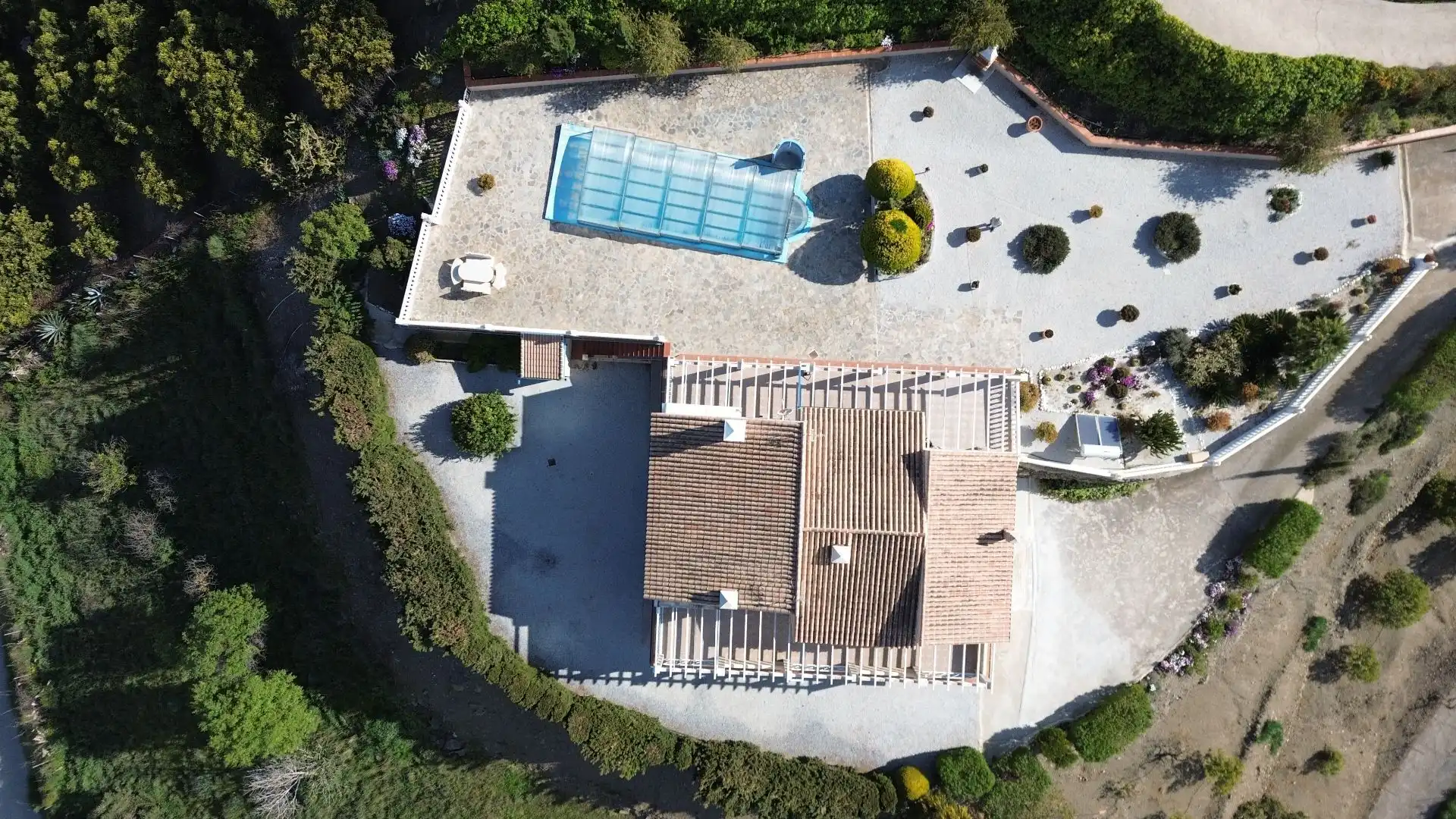Casa rústica con piscina en venta en frigiliana, imagen 3