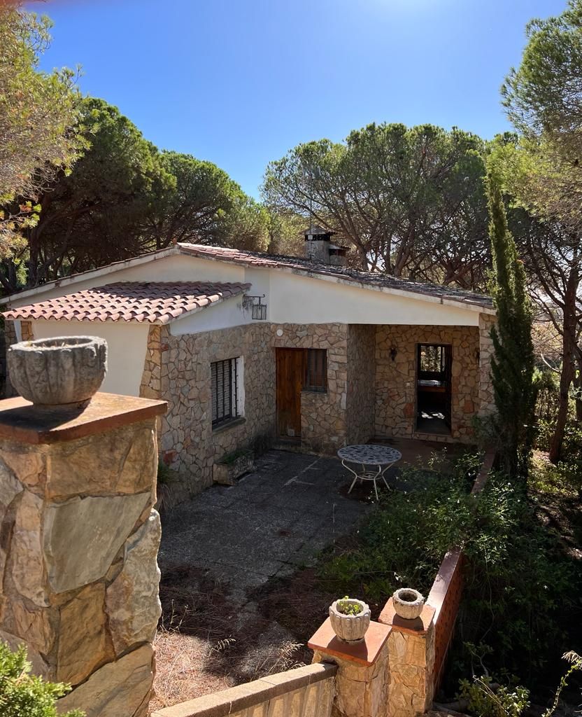 Vista exterior de Casa adosada en venda en Lloret de Mar amb Jardí privat, Terrassa i Piscina