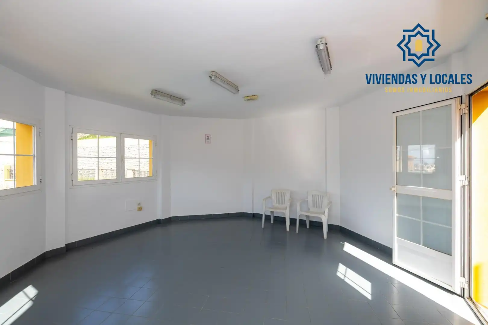 Casa adosada en venta en Granada con Aire acondicionado, Calefacción y Jardín privado