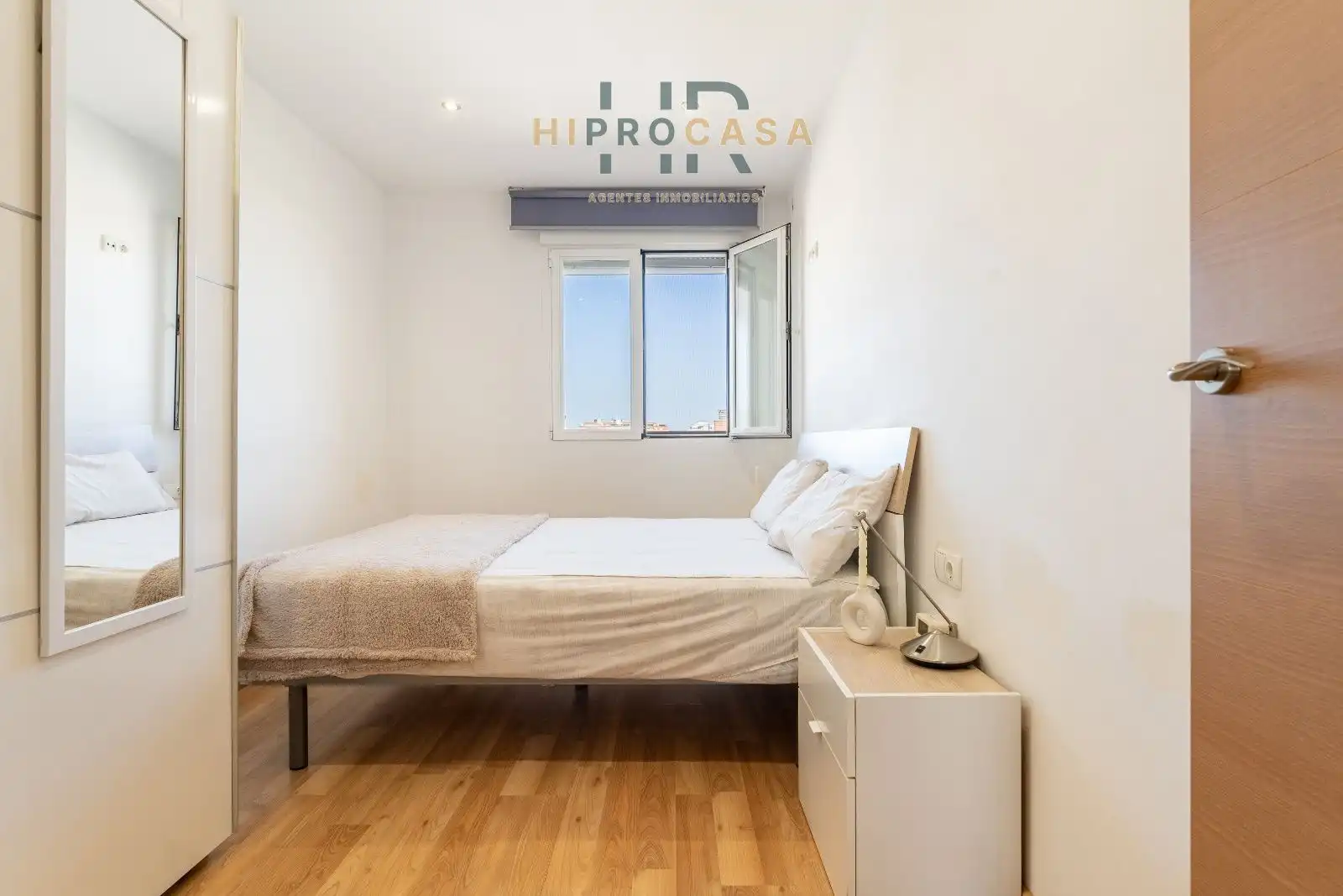 Schlafzimmer von Wohnung zum Verkauf in Reus mit Klimaanlage und Terrasse